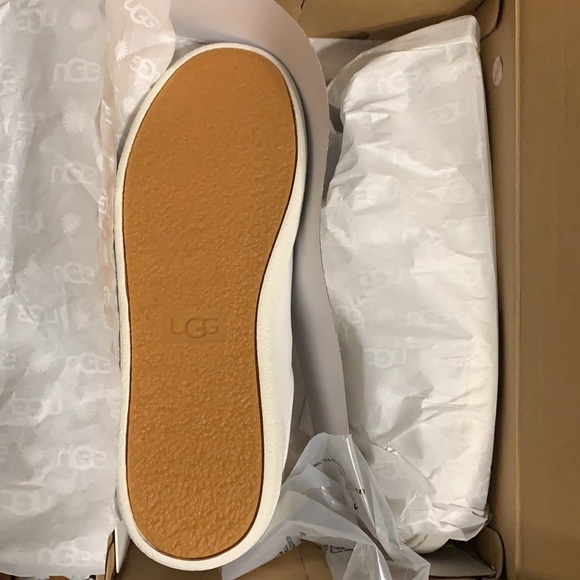 Copy -🆕UGG Ladies Milo Sneakers - Picture 10 of 14